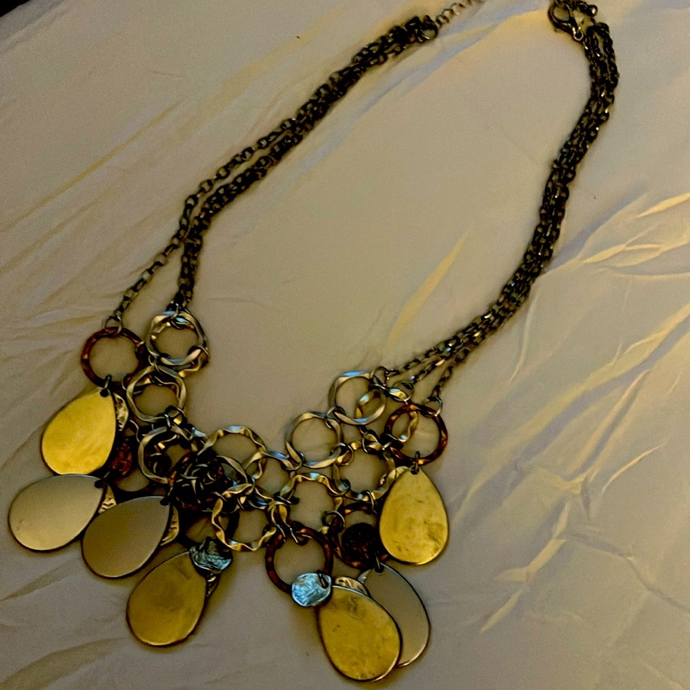 Statement necklace